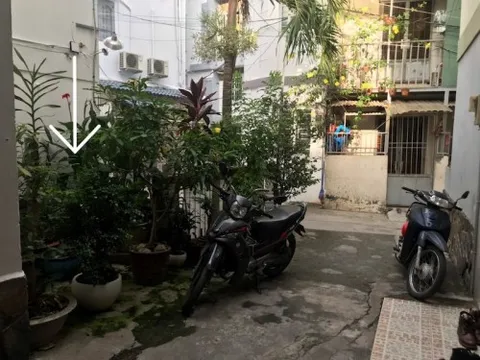 Quận Phú Nhuận, TP.HCM: Khuất tất cấp phép xây dựng, người dân lao đao